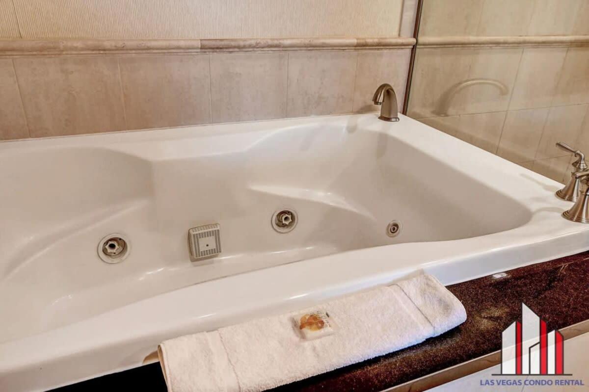 Mgm Signature-11-704 Jacuzzi Studio Las Vegas Zewnętrze zdjęcie